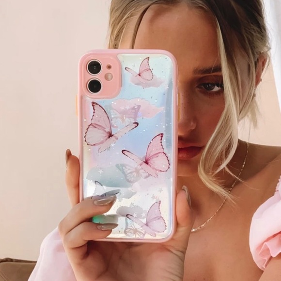 Accessories - Butterfly 🦋 Pink Phone Case